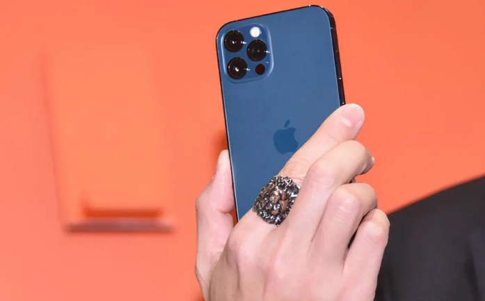 澄海苹果手机维修分享iPhone12系列重启方法教程 